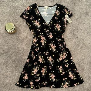 New flower dress Size L 🌸🌼